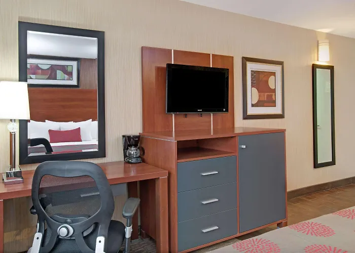 Ramada By Wyndham Staten Island